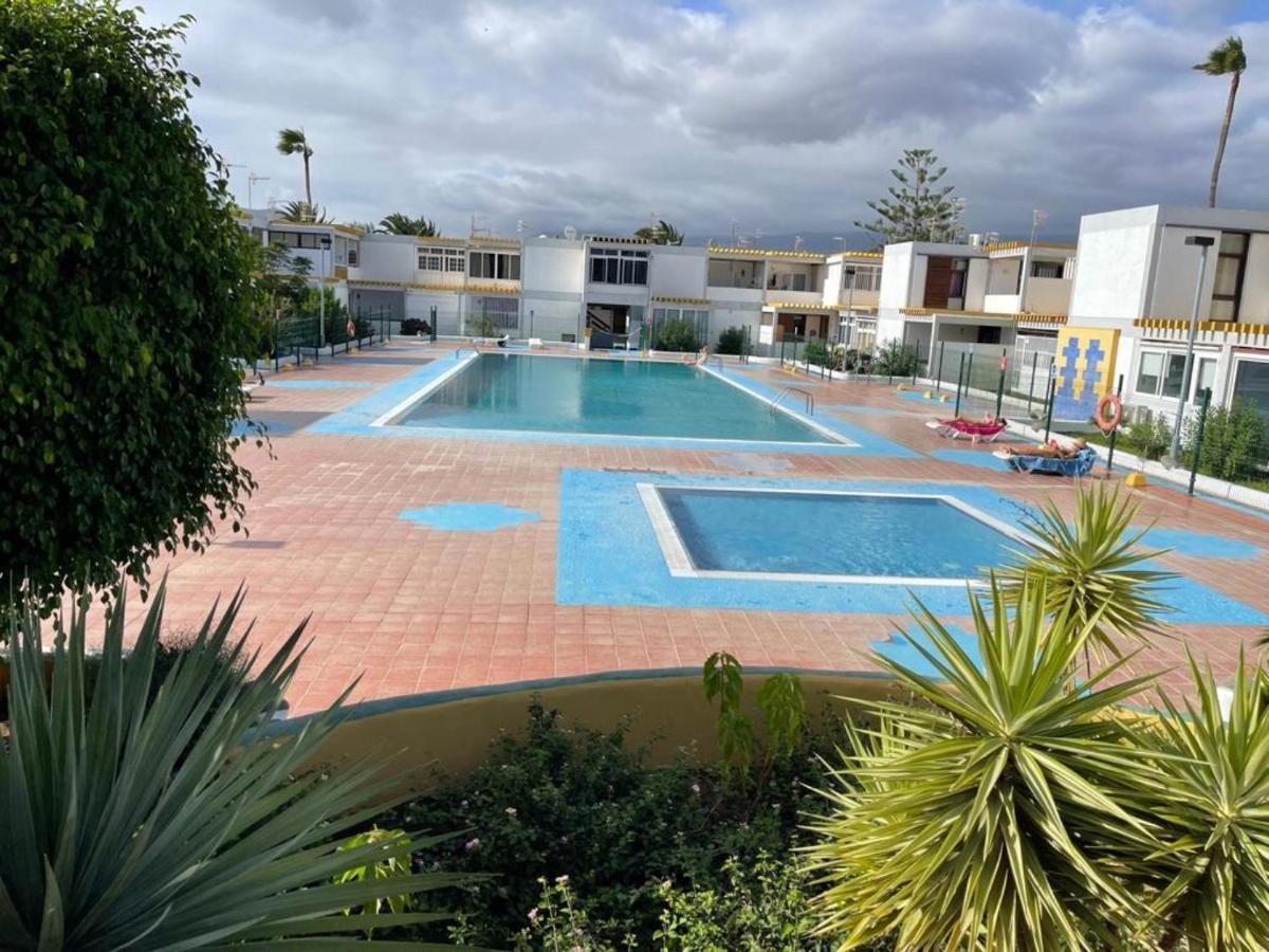 Papagayo Beach Apartments Arona  Exterior photo