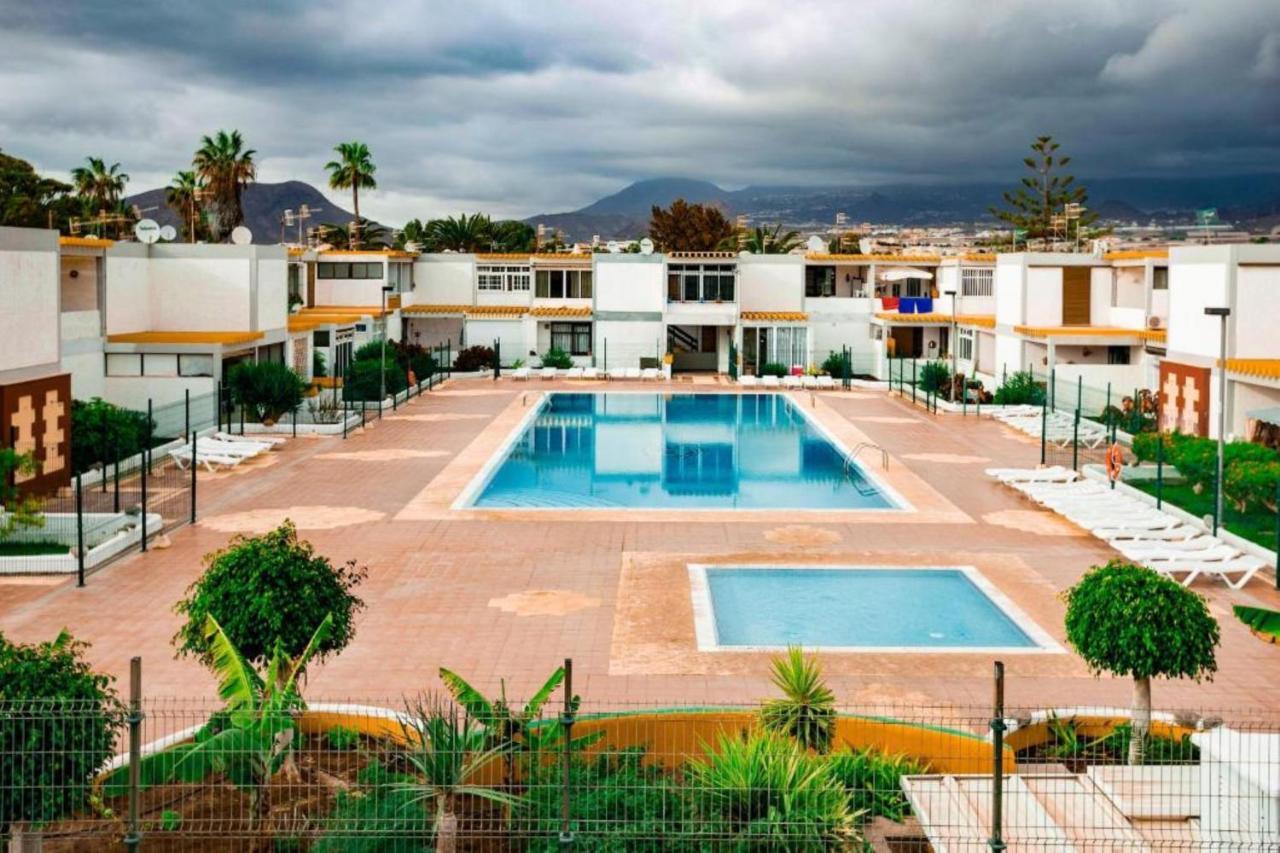 Papagayo Beach Apartments Arona  Exterior photo