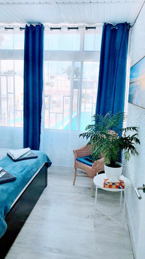 Papagayo Beach Apartments Arona  Exterior photo