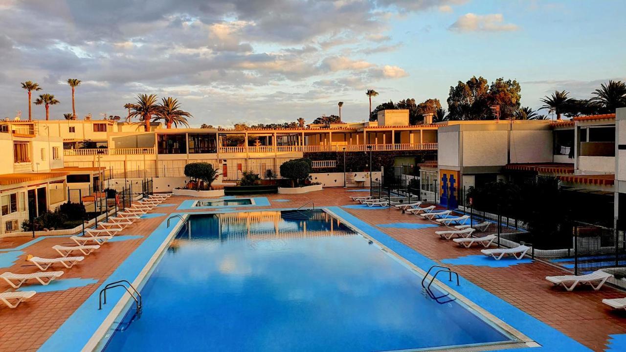 Papagayo Beach Apartments Arona  Exterior photo