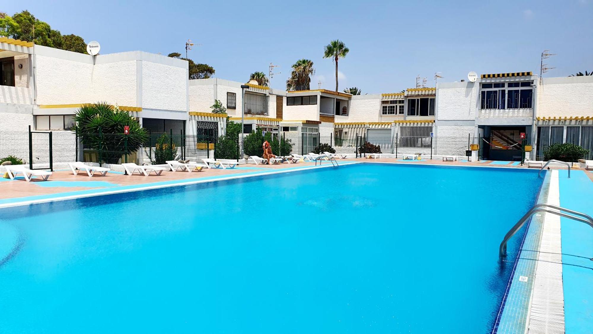 Papagayo Beach Apartments Arona  Exterior photo